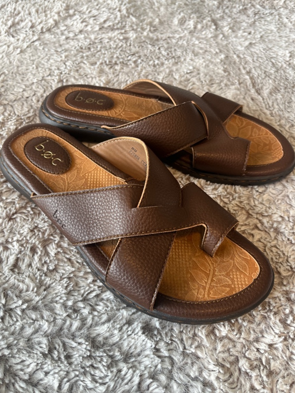 b.o.c. Women's Brown Leather Crisscross Slide Sandals